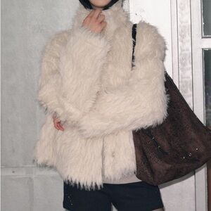 Women's White Faux reversible Fur Jacket